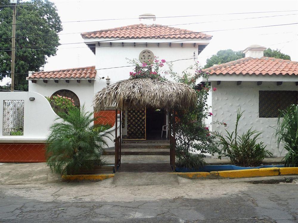 Hotel Aloha Managua Esterno foto