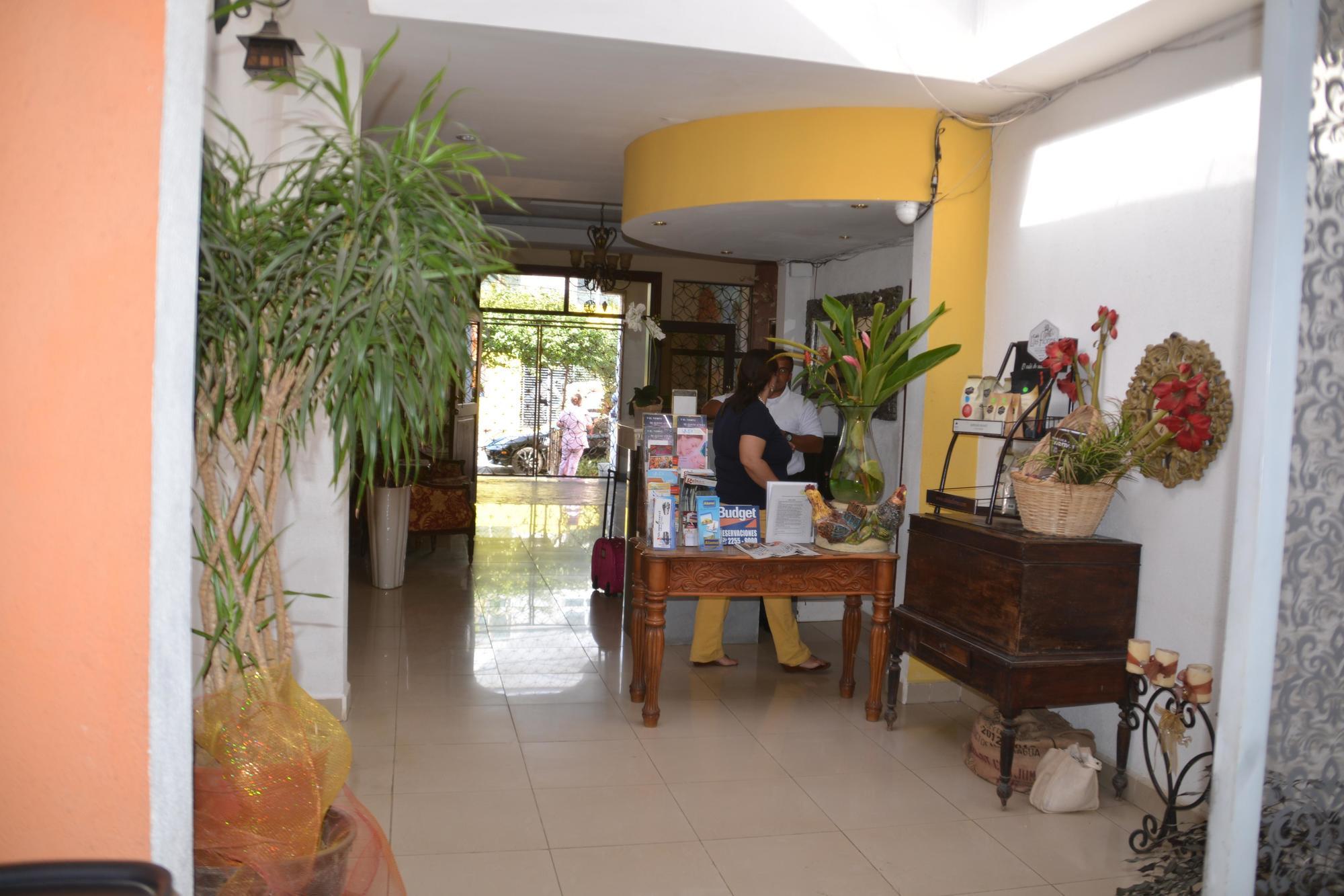 Hotel Aloha Managua Esterno foto